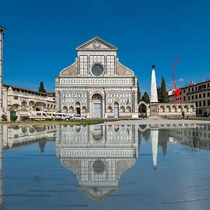 Charm: Piazza View Florence